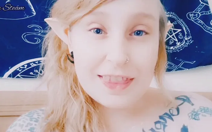 Estrella Steam: Elf stares at you - Eye contact NO AUDIO