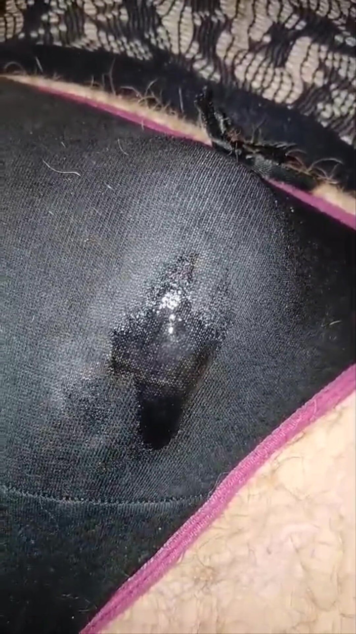 WeareFutaFuckery185: Precum in Panties