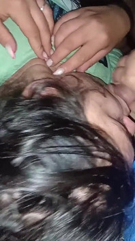 第二天继父又给我口交了一次，我全都咽下去了，因为我是乖女孩