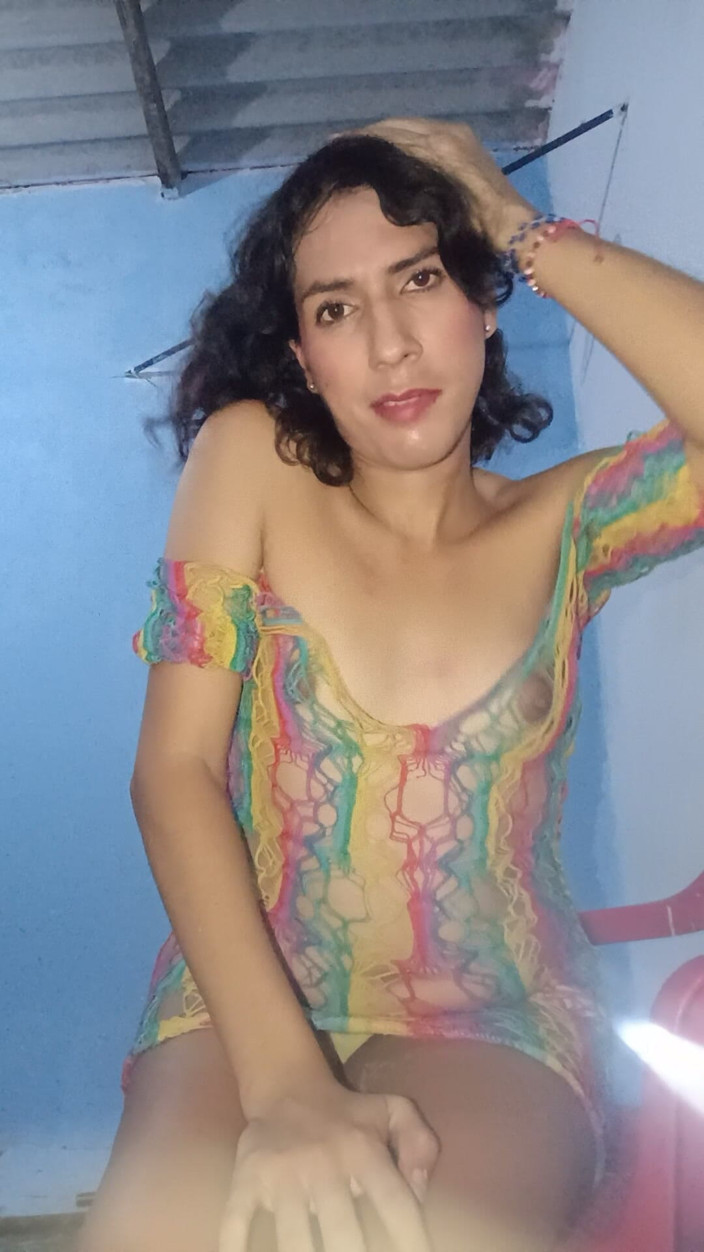 Femboy from Colombia: Милий і сексуальний макіяж для всіх