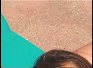 VOP Porno: lesbiyan larkiyan kaasting ke baad pool par ek doosre ki...