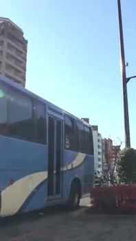 Crowded Bus Rush. Wanita dengan stoking hitam lagi asik mainin memeknya pakai stoking seksi - bagian 1
