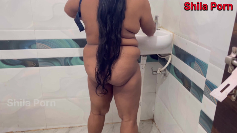 Shila Porn: Shila Bhabhi Ki Chut Chatkar Pani Nikal Diya