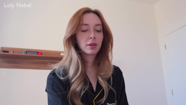 Loly Nebel Studio: Pov il patrigno viene sborrata dentro figliastra invece del college