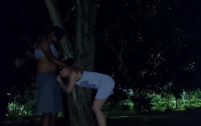 Casal Prazeres RJ: Fucking in the Park While Strangers Walked by