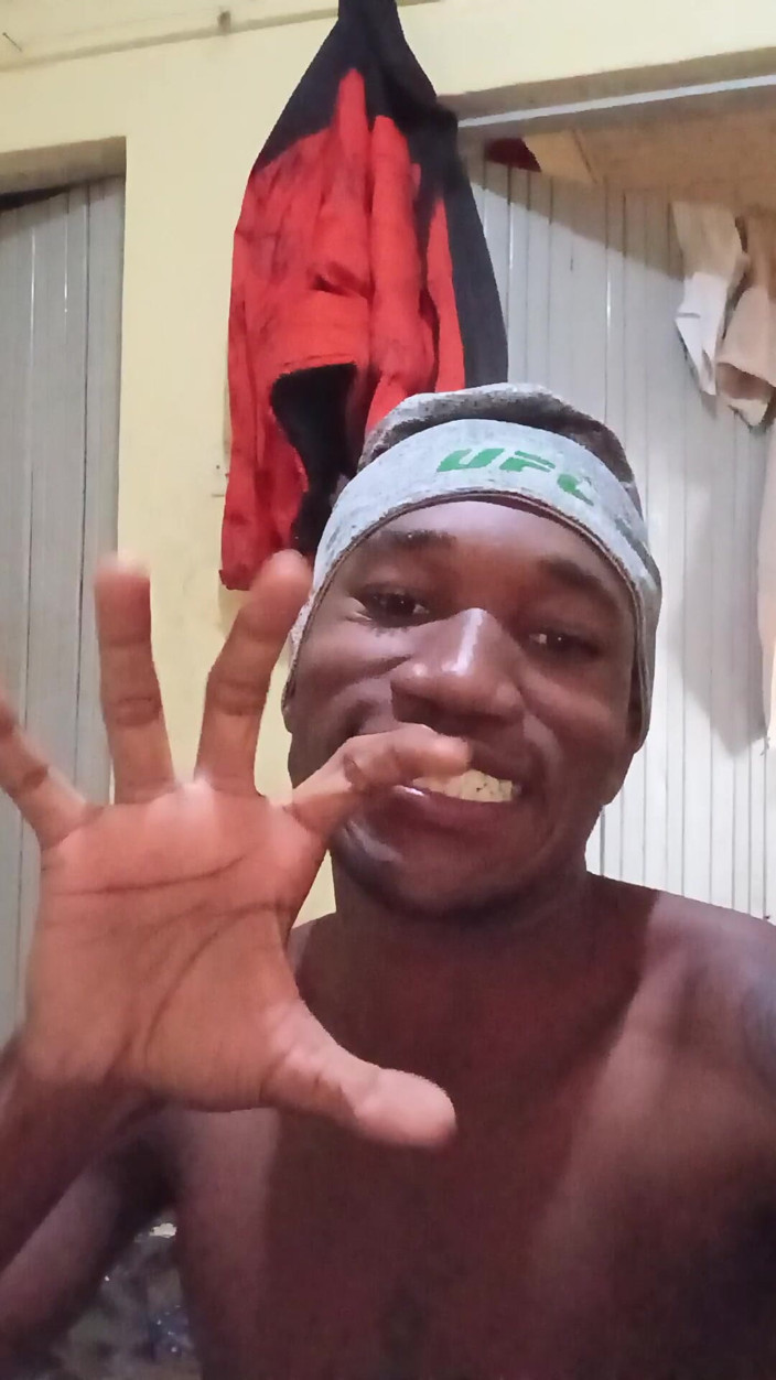Young big cock: Cazzo succoso africano