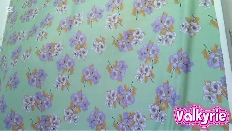 Valkyrie and Luigy Couple: Grăsuță expertă în gât adânc