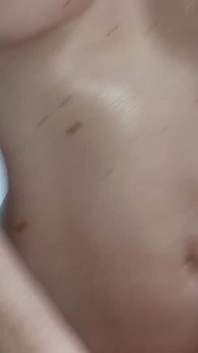 POV šukání a creampie - naolejovaná milfka