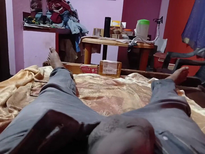 darksiders_eyes_love: Masturbasi amatir handjob kontol ayah tiri besar
