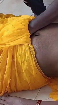 Juruelektronik mengongkek suri rumah saree seksi- bahagian 1