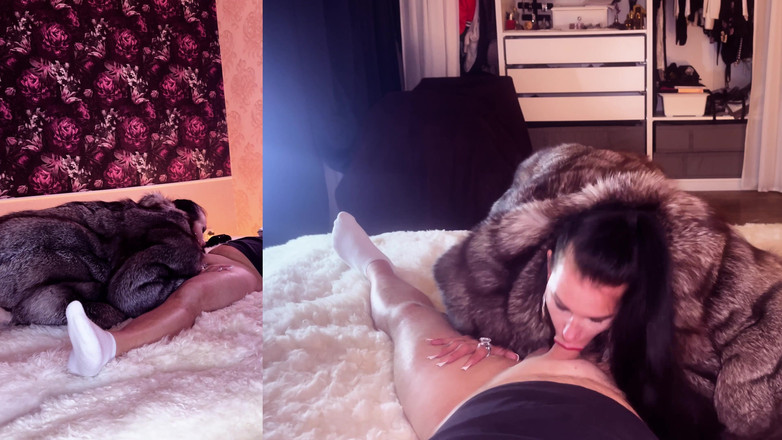 MissAlessaMilano: Трахаюся замість вечірки зі своїм секретним фетишем у хутряній шубі