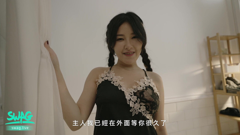 SWAG.live: POV sex: šukám svoji děvku přítelkyni celý den.