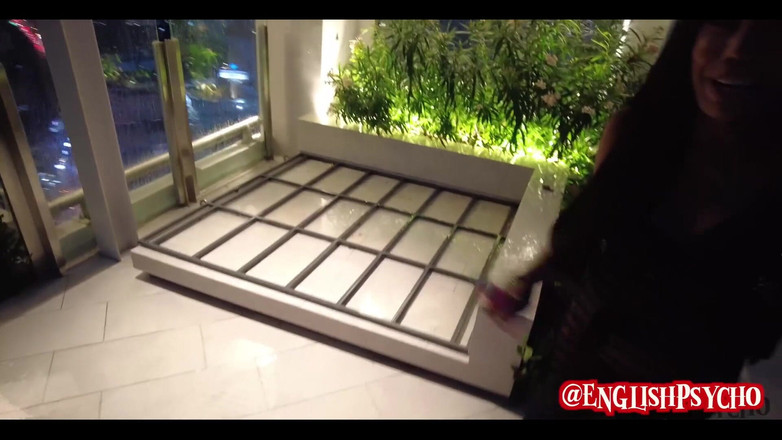 English Psycho: En ünlü Asyalı trans baddies'lerden biri ve onu siktim.