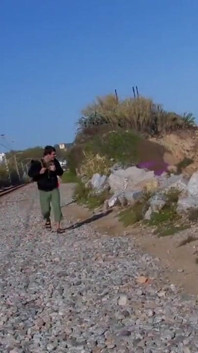 Loira gata pega na praia foda anal