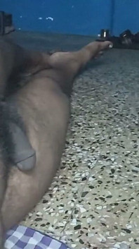 키스하는 입술로 마누라 보지를 빨고 있어
