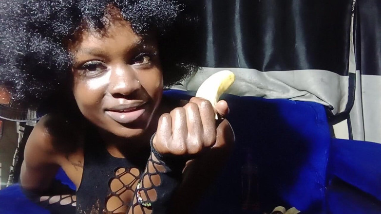 Ebonyschat: Alexa - Banana suce et auto-plaisir, exprimons-nous