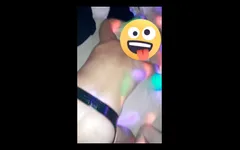 黑人主人打开白人荡妇：“现在完全开放了”