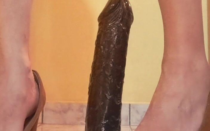 covo_sissy_cross: Jag kan inte motstå när jag ser honom stå !!