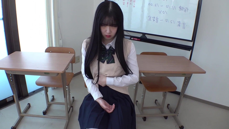 Raptor Inc: Vítejte v Klubu kojení a honění! den s prsatou krásou,...