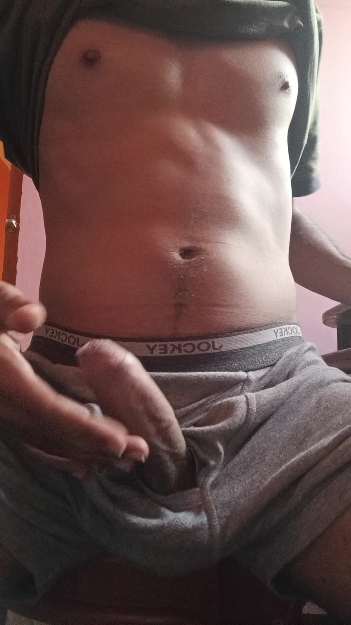 Robbie Erotic: Cep deliğinden çıkan lezzetli lolipop