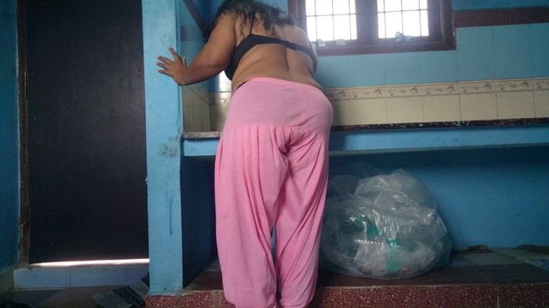 Benita sweety: Blowjob panas doggy melampau