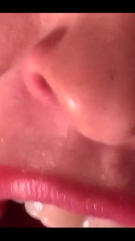 741309275007102976.mp4