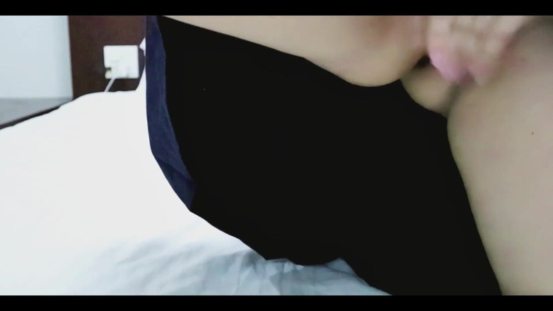 New241New: Chica tailandesa escapa de clase y es encontrada con una...