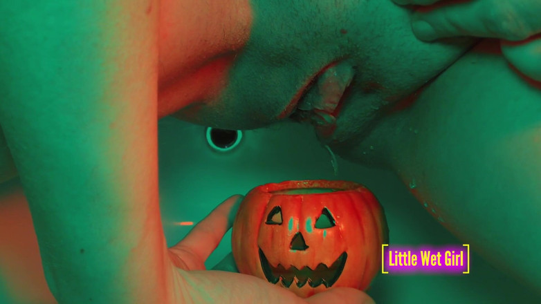 Little Wet Girl: Pissing in the pumpkin on Halloween