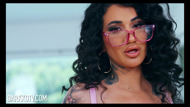 DarkkoTV: Arabelle Raphael, double pipe avec Nade Nasty, Jonni Darkko