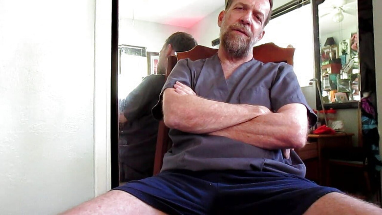 Hairyartist: Hetero-konversionstherapie 11-schwanzbesamungssitzung