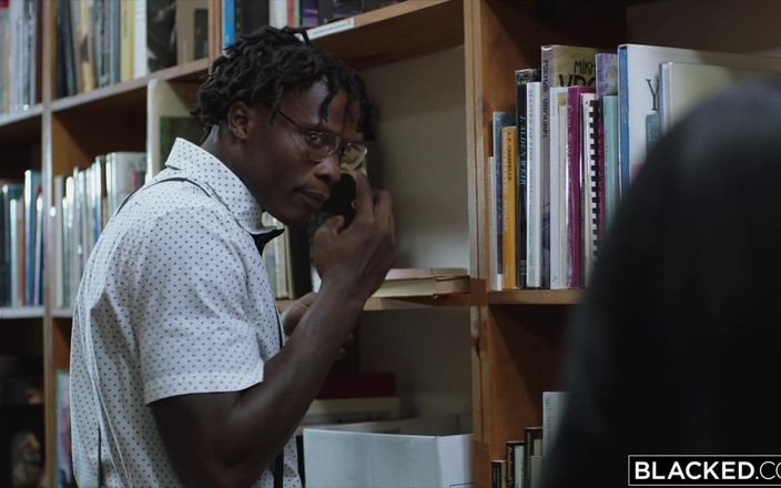 Blacked: Zenci sikişi bu büyük zenci yarağı kraliçesi büyük yaraklı zenci...