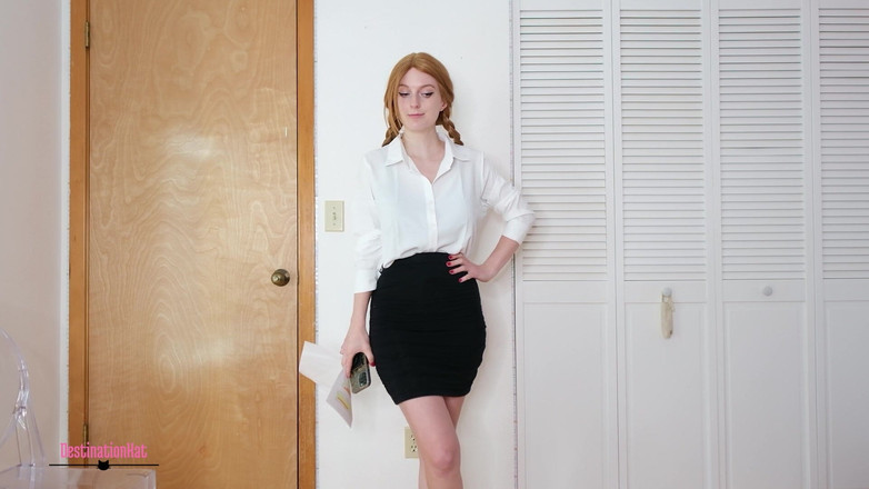 Destination Kat: 一个好妻子会扩张她的乳房