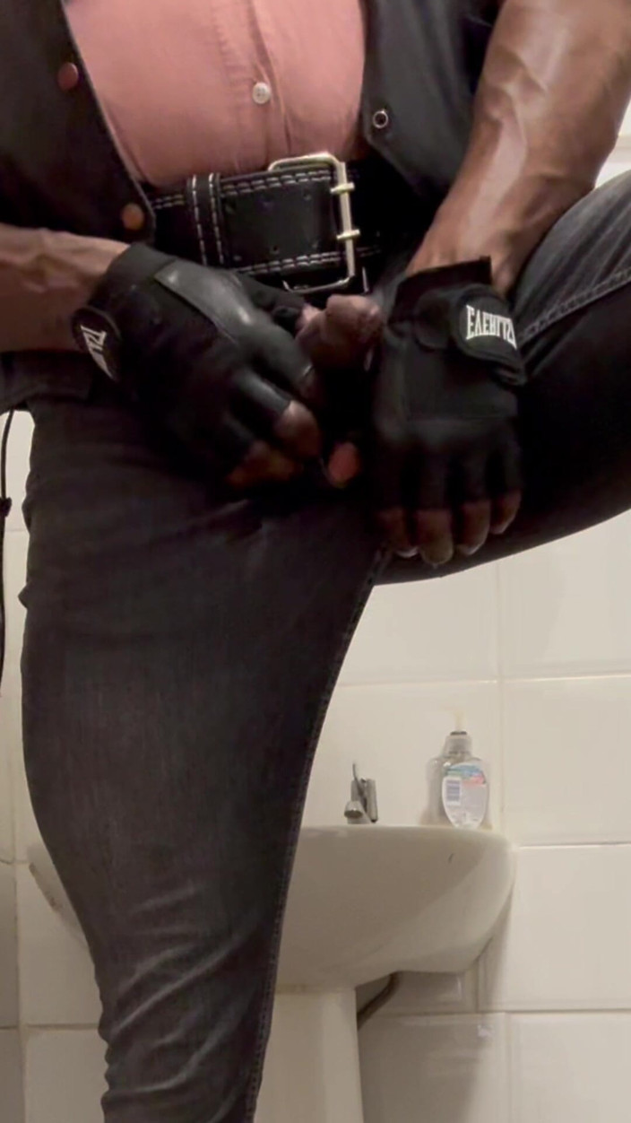 Brodyjayrichardson: Sesi Jerk seluar jeans kulit ketat