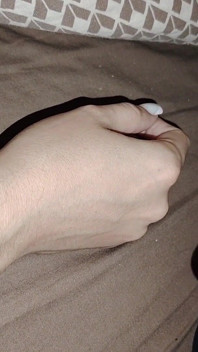 Ich Habe Die Hand Meiner Stiefschwester Mit Meinem Schwanz Berührt
