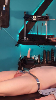 Cuckold Facesitting Teasing