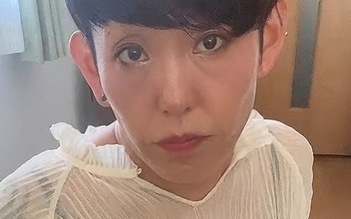 Serina SissyBitch: La masturbazione segreta di serina parte 6