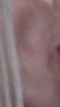 Sexy blondýnka Angel perfektně honí a saje s obrovským ptákem