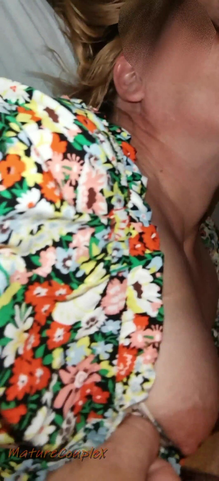 Maturecouplex: Maturecouplex, Une Femme Rentre À Temps À La Maison Pour Baiser Et...