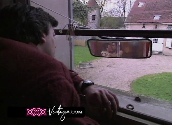 XXX-Vintage: Klasický venkovní sex s prsatou blonďatou kočičkou