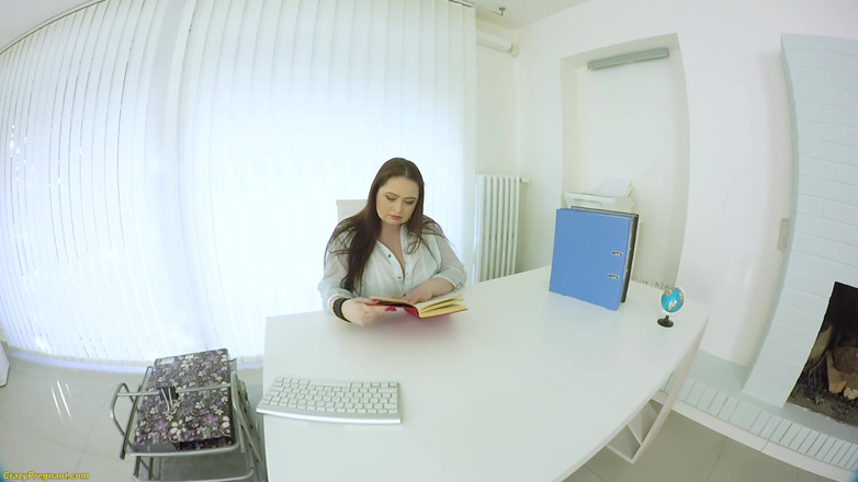 Crazy Pregnant: Preggo Secretary Fingering on Office Taple