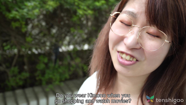 Tenshigao: Büroangestellte miss momoko azuma in ihrem ersten video für erwachsene