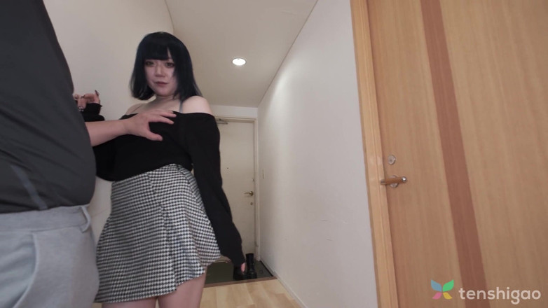 Tenshigao: Momona Amamiya Can’t Get Enough of Us