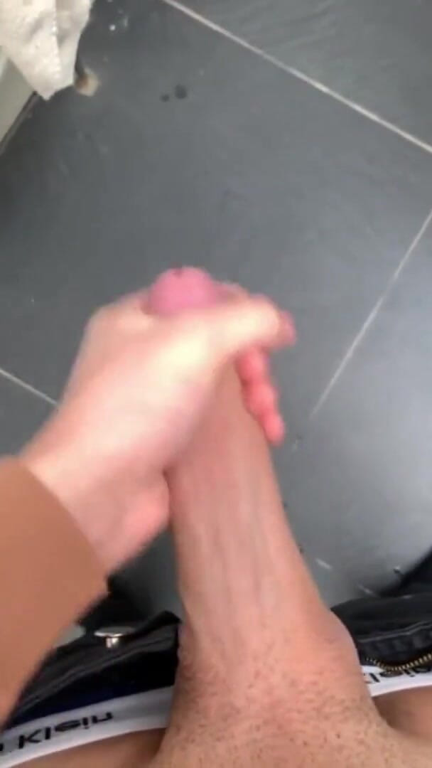 qaz11: Handjob pada kamera-112
