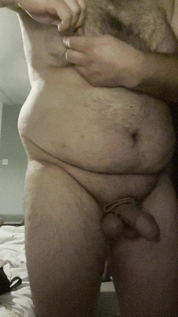 Shaun Cbt: Crossdress otroctví ptáka a koulí
