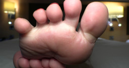 Blondehexe: 호텔 방에서의 발걸이 대화