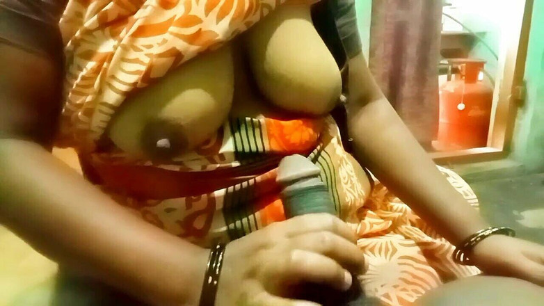 Priyanka314: La tía india tamil en video de sexo