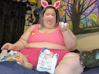 Ms Kitty Delgato: Piggy gemuk besar mengisi dan oinking