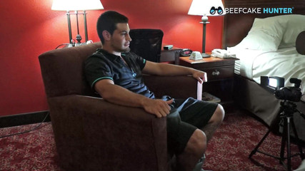 Beefcake Hunter: Sucking Macho with Soccer Player Legs