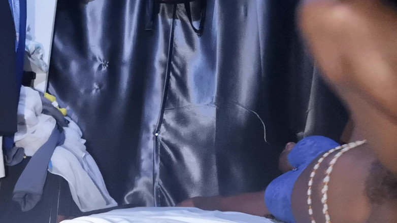 Hardrock365: Gadis remaja afrika kulit hitam jatuh cinta sama anaconda hitam...