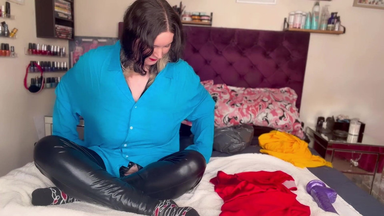 MissFFW: 미스 Ffw 전 여친의 옷을 보냈어